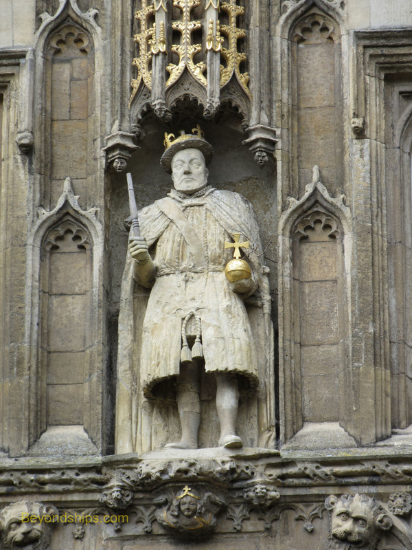 Henry VIII statue, Great Gate, Trinity College, Cambridge