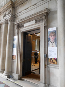 Entrance, The Courtauld Gallery, London